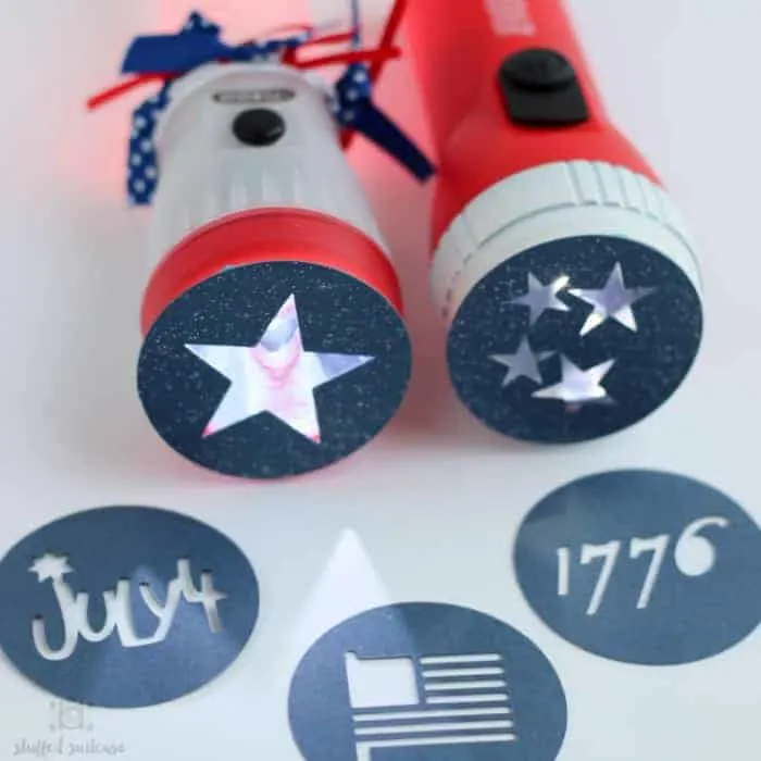 4th-of-July-Flashlights-craft-kids-Independence-Day-2