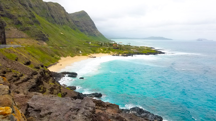 Makupu'u Lookout on my must do in Oahul list because it's the perfect spot to stop for a great view and for a nice hike