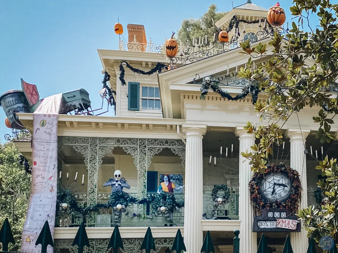 jack and sally at haunted mansion holiday in Disneyland