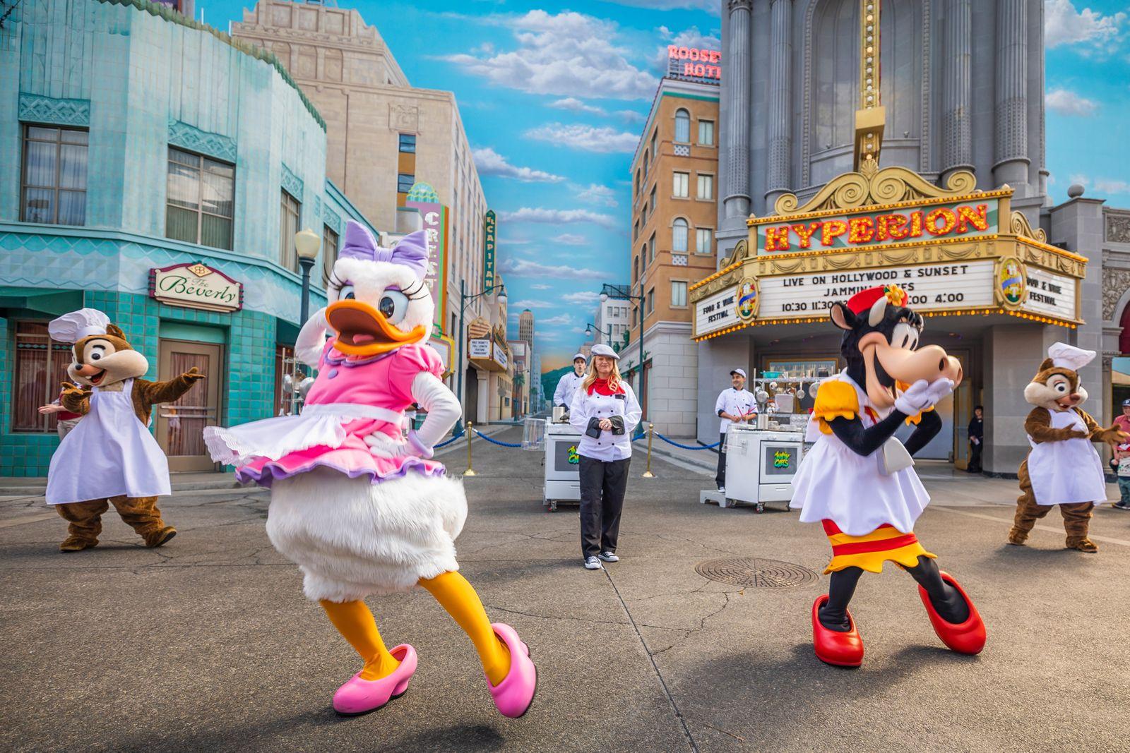 disney characters dance and jam with jammin chefs at hollywood land disneyland