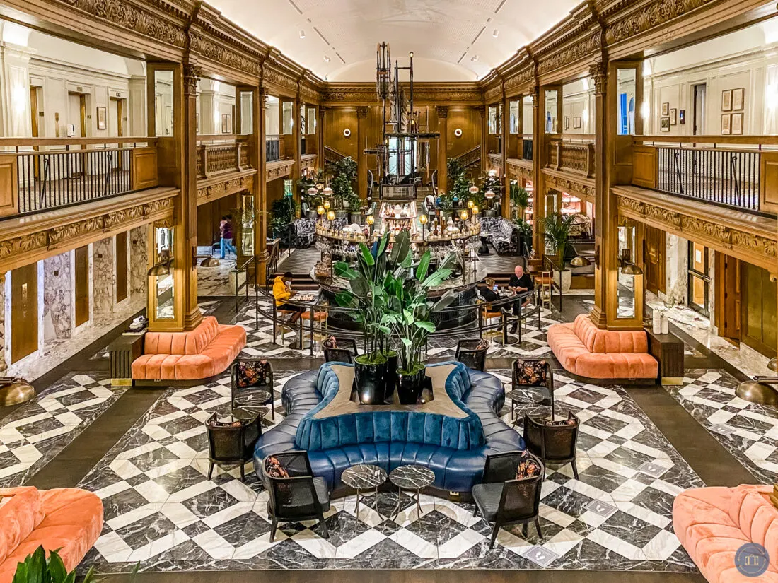 hotel lobby at fairmont olympic in seattle