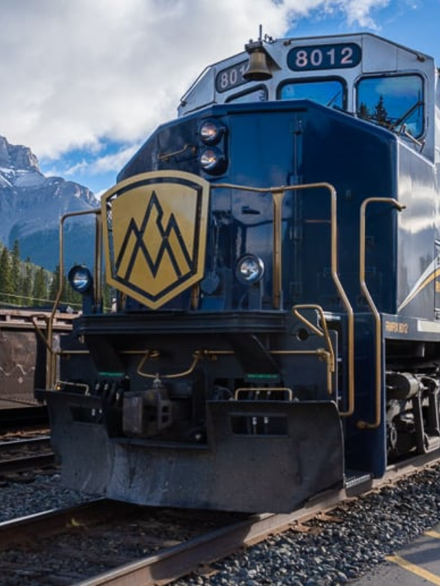 What is the Rocky Mountaineer Gold Leaf Experience Like? Story